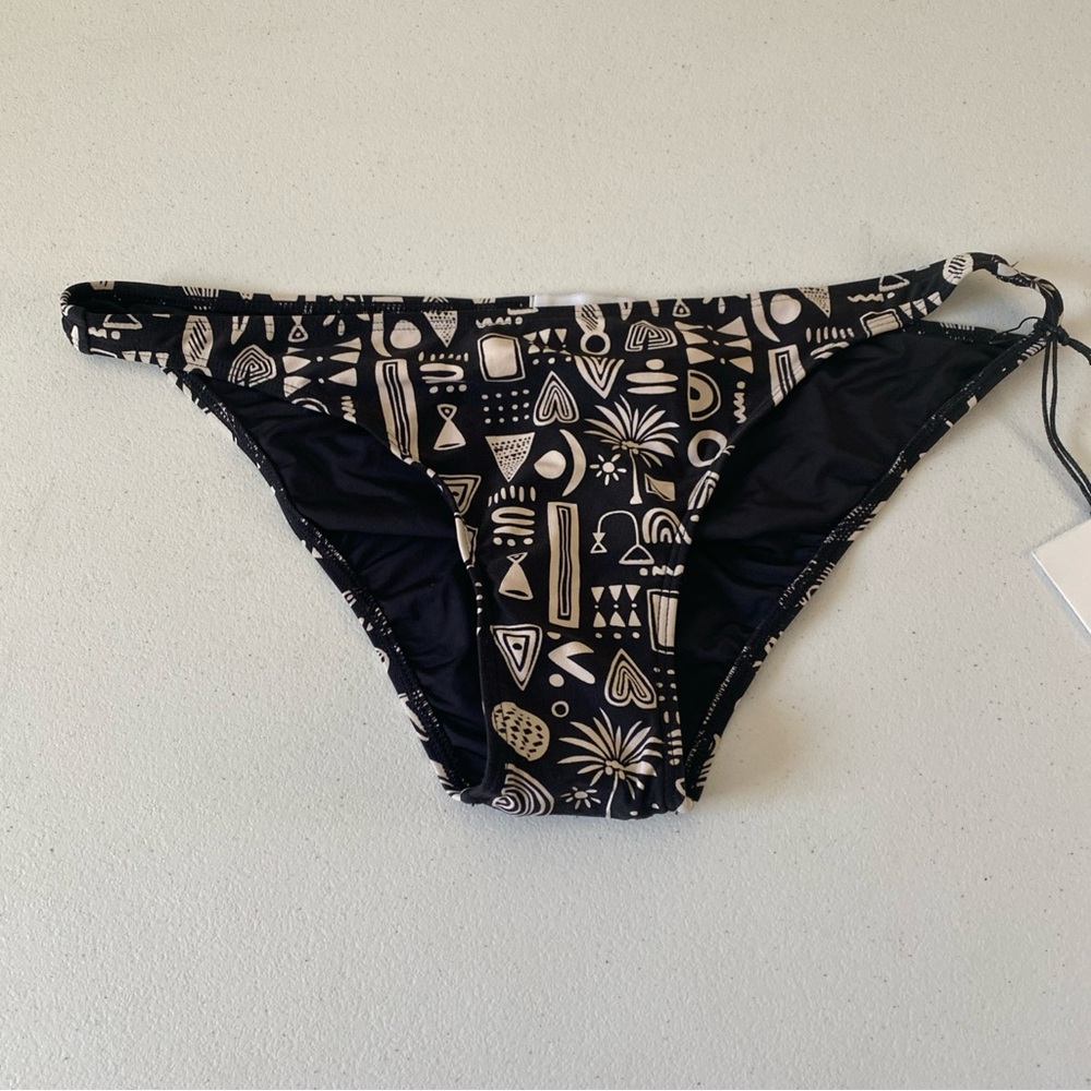 NWT Onia Black and Cream Bikini Bottom Sz small (F9)